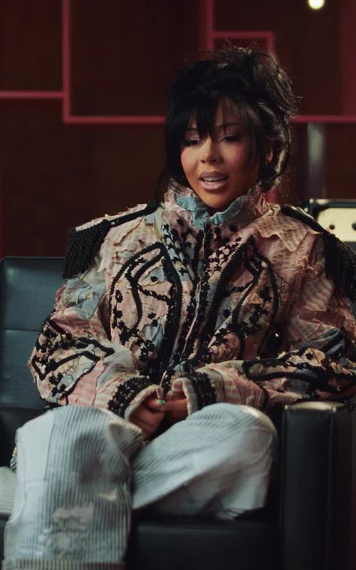 #HondaPartner Scientist and star. 👩‍🔬🌟 Thank you to @billboard and @Honda Stage for featuring me as this year's Rising Star Award recipient at Billboard Women In Music. I'm so glad I can finally share this and I hope you enjoy!