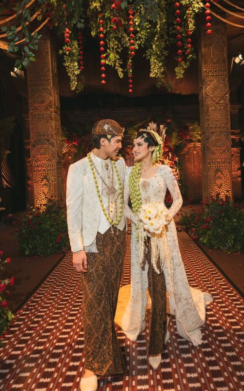 Serasi banget ya mereka ini 🖤🖤🖤 #thELastforSYIFA #ElSyifa #ElRumi #SyifaHadju #wedding 
