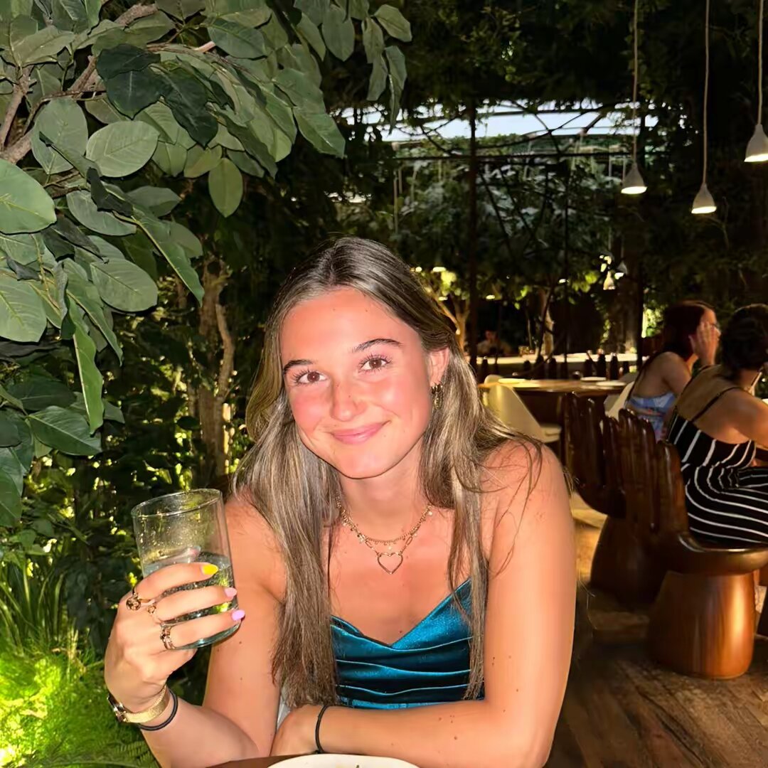 elana.engel