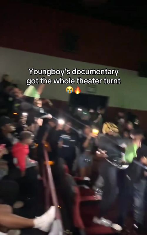 whole theater turnt 😭🔥 #nbayoungboy #youngboy #foryoupage #theater 