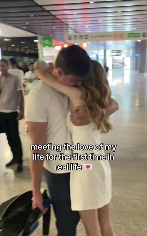 When they say long distance relationships never work, show them our love story. And remember long distance is temporary, but your love is for life!! 💘 How did you meet your person? Tell us your love story 💌 #fyp #longdistancerelationship #ldrstory #ldrsucks #ldrcouple #ldr #longdistancelove #longdistancecouple #longdistancedating #usafyp 