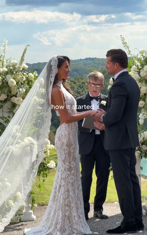 A night to remember 🥰🥂 #wedding #bride #weddingparty #weddinginspo 
