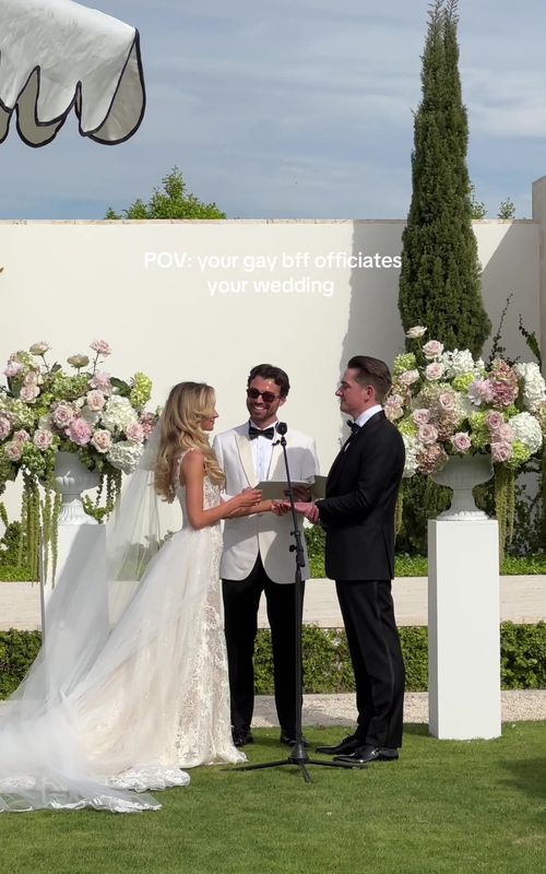the trio 💕✨😭 @Luke #weddingday #bestfriend #gaybff #wedding 