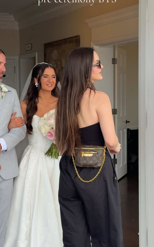 The most fun part of the day as a wedding planner ✨Content Creation by the best @Júlia | Wedding Content 🤍🤳🏻  💅🏼 #wedding #weddingdress #weddingtok #weddings #weddingtikitok 
