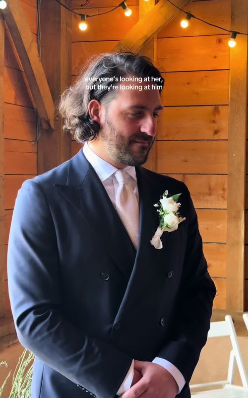 Their little boy, now a husband🥹 Years of memories in one look. There’s always so much focus on the parents of the bride, but the day is just as special for the parents of the groom🤍 Ensure every moment of your wedding day is captured & enquire for 2026/2027 wedding content creation via DM or the link in our Instagram bio: @theeventpap  #weddingceremony #weddingmoment #weddingmomentscaptured #groomreaction #groomreactions 