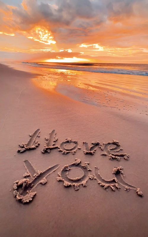 Send this to someone you love! ❤️ #love #fyp #iloveyou 