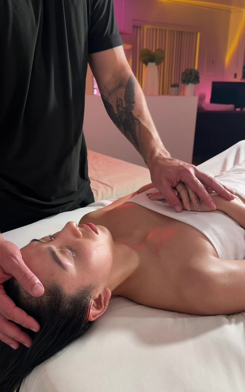 An emotional release is common is massage. Our bodies hold onto so much that we’re not even aware of.  When I notice it coming on, I slow down and hold them in that moment. #massage #emotionalrelease #massagetherapy #massagetherapist #fyp 
