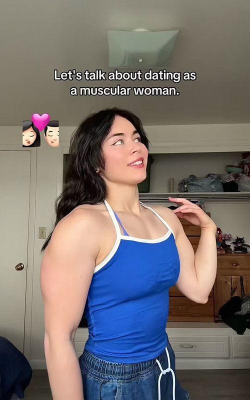 dating as a muscular woman definitely has its cons for sure. But it has ultimately helped me understand how important it is to have friends/relationships that love you for you🥺♥️ #muscle #gymgirl #gym #lifting #dating 