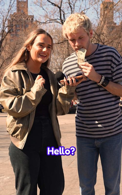 “Who is this?” is CRAZYYYY 😒😒 #situationship #dating #funny #nyc 