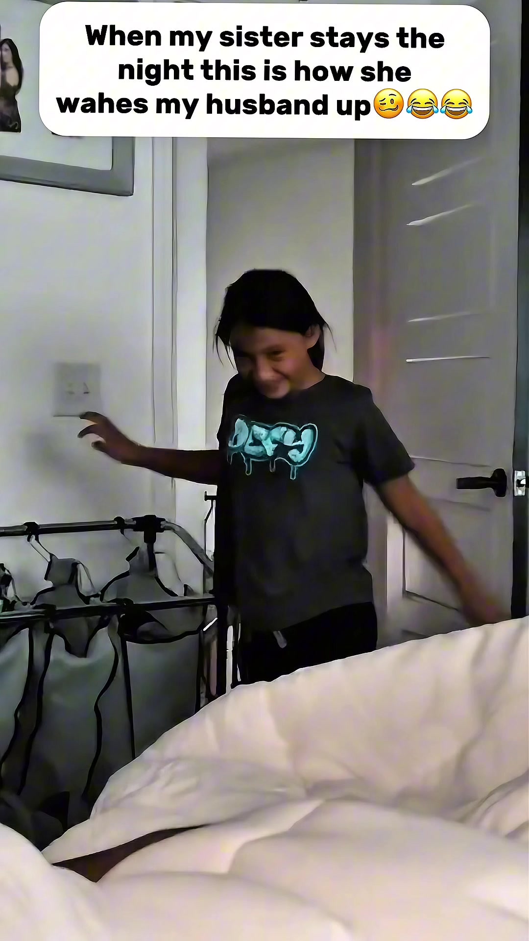 Funny Family😂😂 #scareprank #scarecam #scare #scared #foryouu #funny #funnyvideo #viral #viraltiktok #fyp #fpyシ #haha 