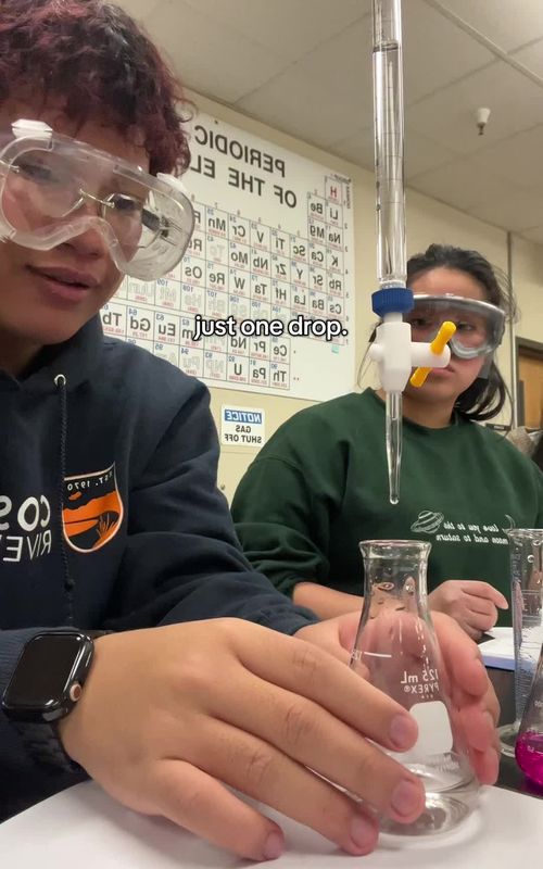yeah no.. never again #chemistry #titration #fyp #science 