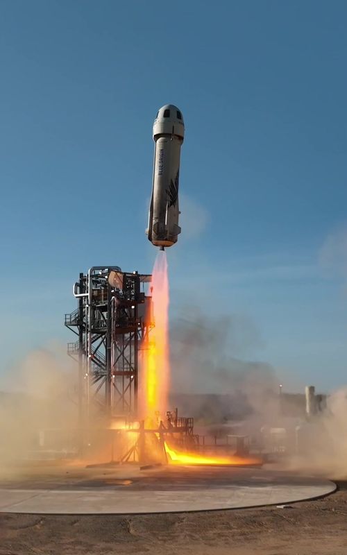 CAN’T BELIEVE COBY DID THIS 🧑🏼‍🚀🤯 #dudeperfect #space #rocket 