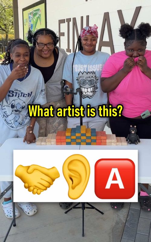 Guess the celebrity by the emoji 🧠 These were difficult! #emojichallenge #triviachallenge #quiz #timetotrivia 