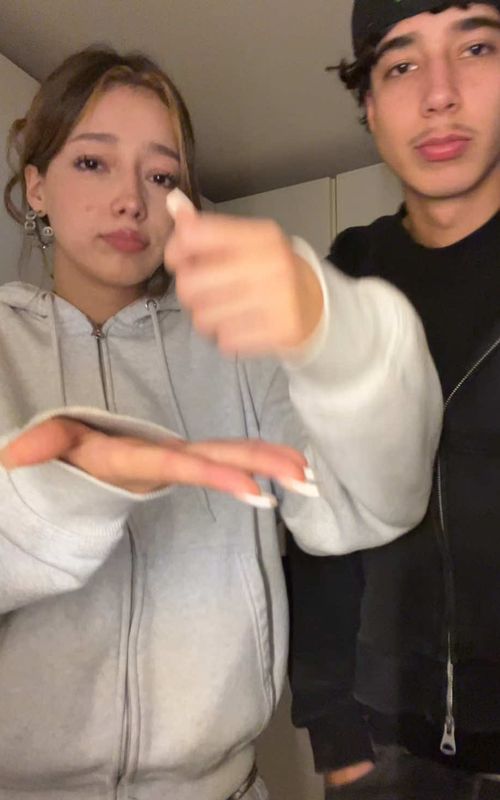 #siblings  
