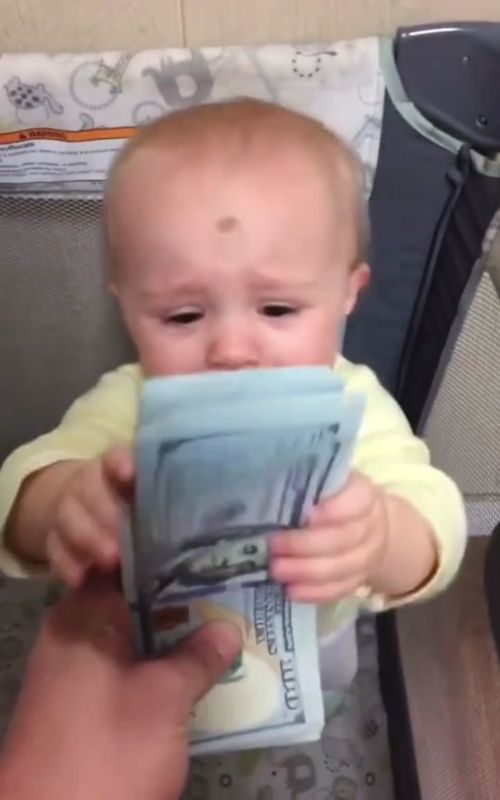 Parents will try ANYTHING to stop the crying 😂#fyp #parentinghumor #funnyparents #kidscrying #momlife
