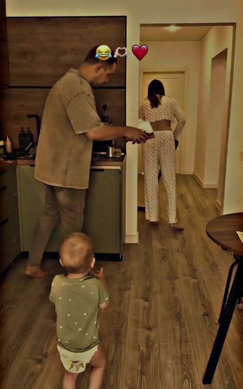 🥺❤#lovestory #lovefamily #fyp #foryou #foryoupage #trending #viraltiktok #viralvideo #zoyaedit23 #1millionaudition 