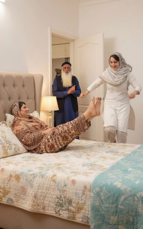 playing fun and excercise with family at home 😉 #ambar #ambaroffical #hakeembaba #marriage #viralvideos 