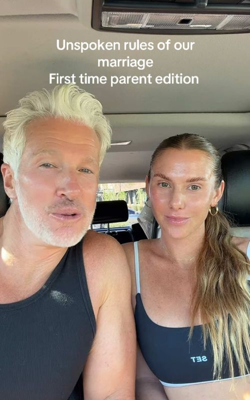 Four weeks as first time parents - Em you are crushing it, and still glowing I might add… ☺️ @emilystomatuk #newborn #family #postpartum #firsttimeparents #agegapcouple 