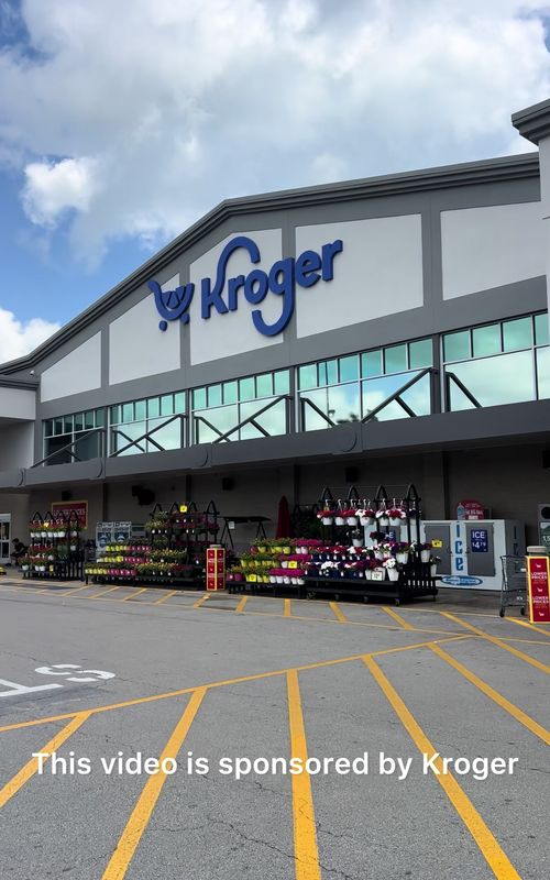 ✏️ ✂️📚 It’s officially back to school season and I have teamed up with @Kroger to show you how easy and convenient they have made it for us parents! As a single mom I am always on the hunt for the most cost effective ways to send my son back to school! Kroger has taken the stress out of back to school shopping by being able to cross school supplies and groceries off your list at the same time! #kroger #krogerpartner #ad