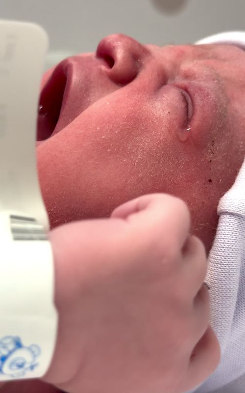 A newborn’s first cry #baby #babylove #happy #Love #funnymoments #funnyvideos #smileybaby #funnybaby #fyp #newborns 
