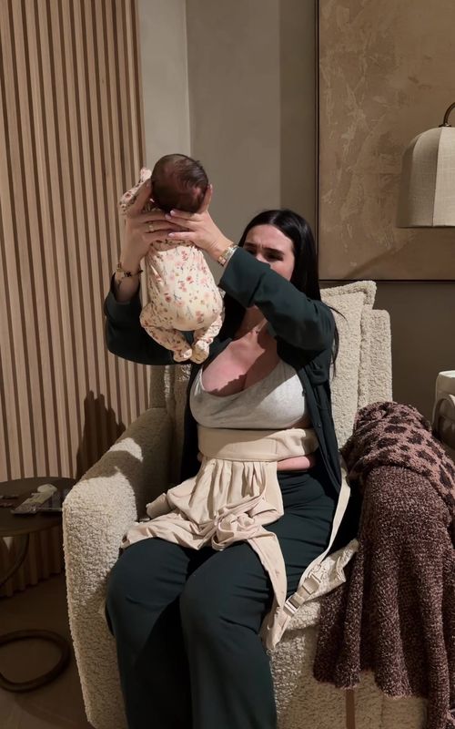 Newborn night time routine #newborn #postpartum #moms #parents 
