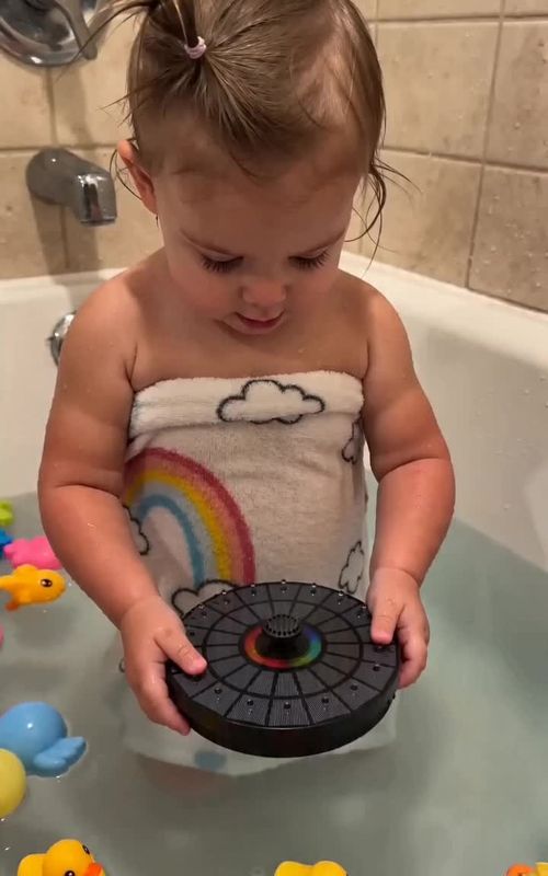 Make bath time a party! 🌈🚿 This solar fountain with lights is the ultimate toddler hack. Link below! 👇🛒 #toddleractivities #bathbomb #sensoryplay #tiktokmademebuyit