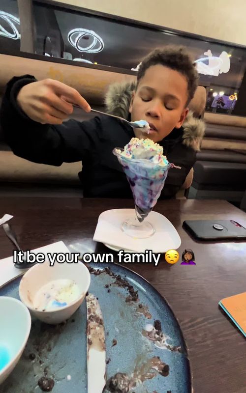 Why do younger siblings hate sharing 🤦🏾‍♀️🤦🏾‍♀️#susuandsean #sibilings 