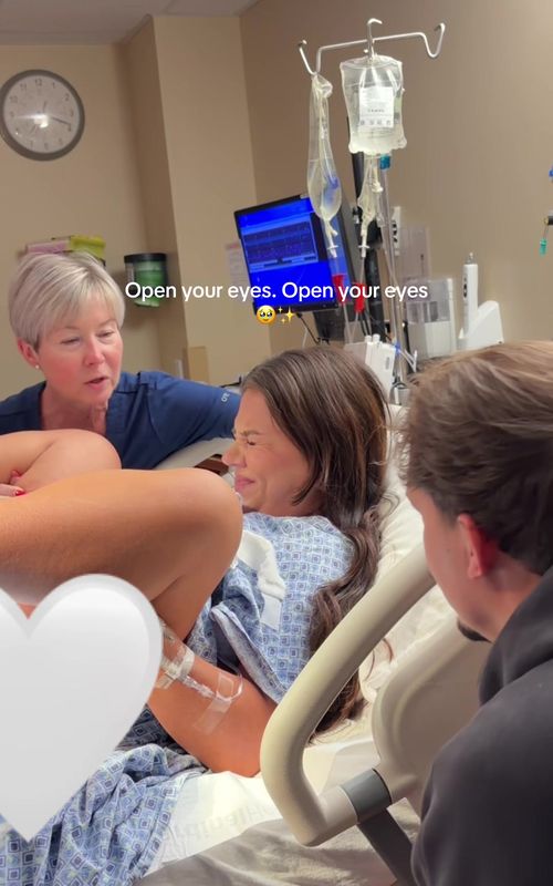 You can’t convince me labor & delivery nurses aren’t angels on earth 🥹😇 #laboranddelivery #nurse #givingbirth #momlife #newbornlife 