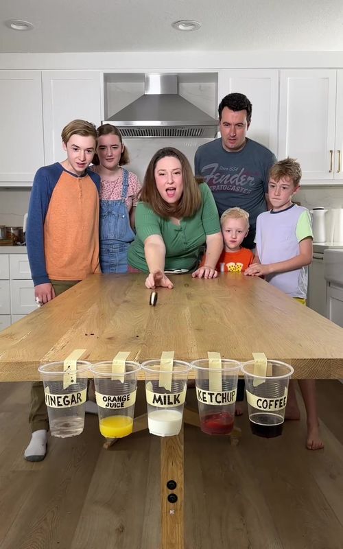 I love that Bailey and Jacob had two very different reactions to the same thing 🙃 SO FUN but who thought of this challenge?? #familygamenight #familygames #tiktokpartner #levelupbootcamp #levelupprogram 