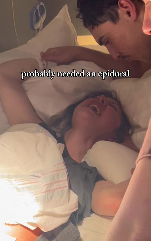 Your sign that choosing the right man makes all the difference @Alex Moore @Gabe  #bestiesandbaby  #honestmotherhood #BestFriends #momtok #newmomjourney #newmom #momtok #firsttimemom #newborn #pregnancyjourney  #modernmotherhood #newmom #newmomjourney #postpartum #besties #sisterhood #ittakesavillage #labour #labor #delivery #supportivehusband #noepidural  #laboranddelivery #noepidural #unmedicateddelivery #doula 