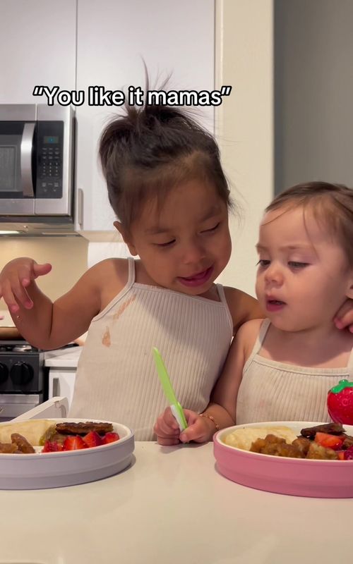 Ivarie indeed had to go 💩😂 #fyp #foryou #toddlersoftiktok #toddlers #funnytoddlers #sister #sisters #eating #Siblings #momlife #viraltiktok #MomsofTikTok #babiesoftiktok #cute #sisterhood #parentsoftiktok #toddlertok #eating #breakfast 