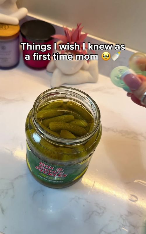 Useful mom hacks always help me 🥹🍼 #momhack #baby #momtips #LifeHack #MomsofTikTok