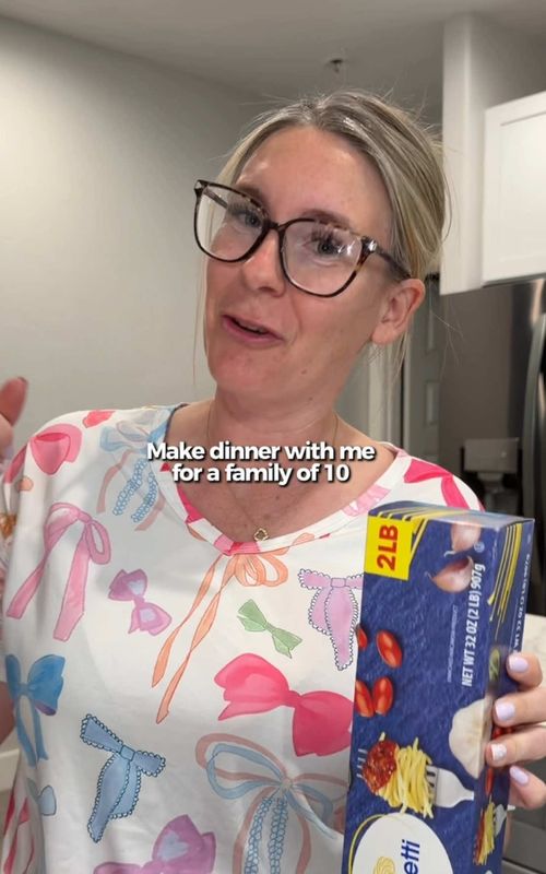 Make dinner with me for my family of 10 #fyp #dinner #cook #cooking 