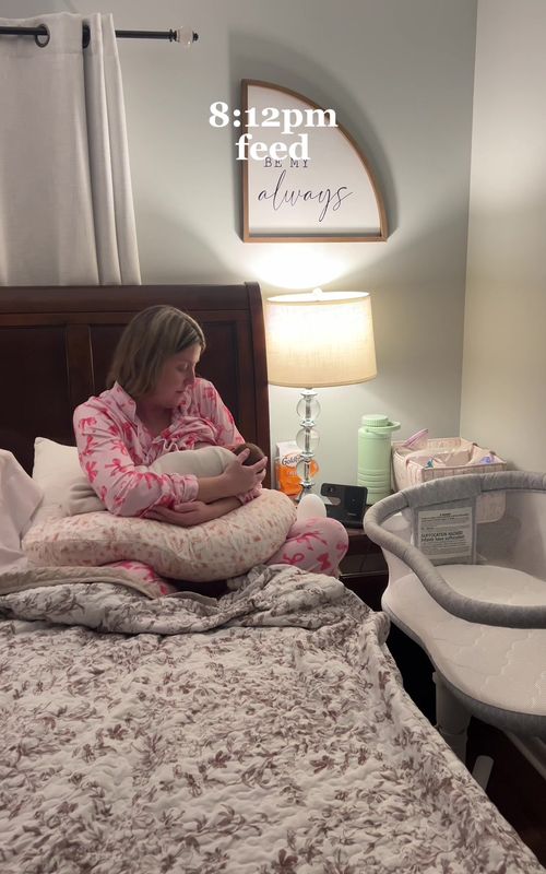 Realistic night with my newborn 👶🏻 💤  6 days postpartum  #nightwithanewborn #postpartum #postpartumjourney #lifewithanewborn #newbornlife  Night routine with a newborn  6 days postpartum  Newborn night vlog Realistic night with a newborn  Fourth baby 