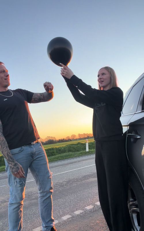 Gender reveal😱😱🩵🩷??#forupage #fy #agegap #baby #marriedlife 