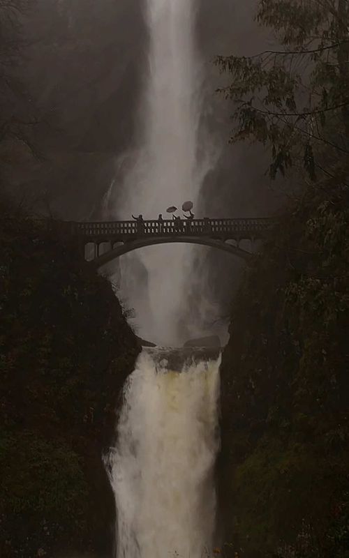 A roadtrip to Multnomah, OR 📍 #multnomahfalls #traveltiktok #oregon #pnw #waterfalls 