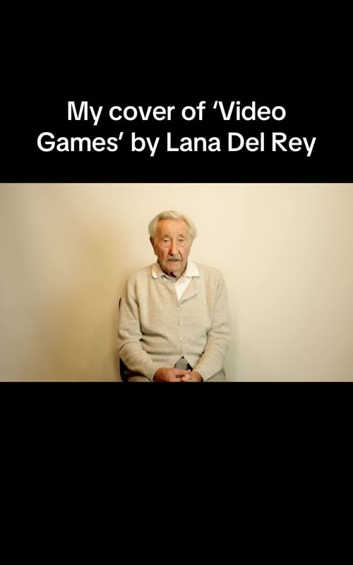 I’m now on instagram! Follow me on Grandadsings_tiktok 😁  A little bit more of ‘Video Games’ by Lana Del Ray. Let me know what you think!  Recorded at Sizzle Studio Bournemouth  #lanadelrey #videogames #ldr #lanita #lanadelreystans #cover #coversong #grandadsoftiktok #grandpa #grandad #lanadelreytok 