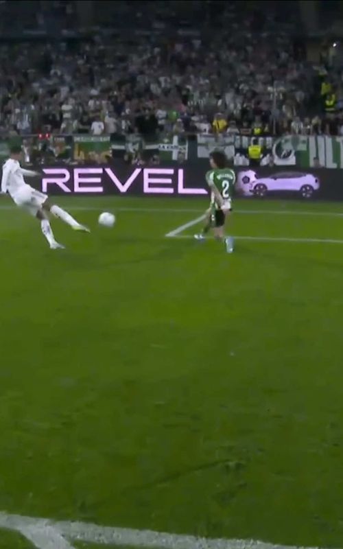 That save, Valles! 🤝 (And from the #RefCam) #LALIGAEASPORTS #LALIGAHighlights #DESENLACELALIGA #DeportesEnTikTok 