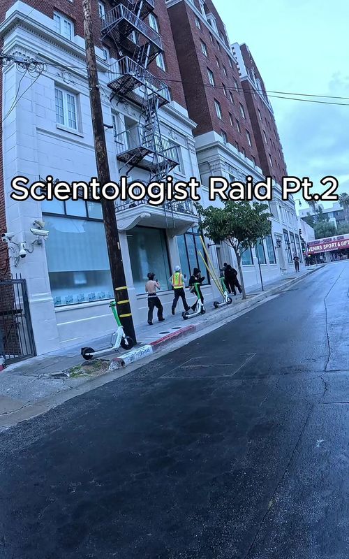 Scientology speedrun 2 #scientology #speedrun #subwaysurfers #run #scientologyrun 