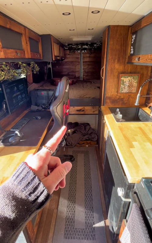 It be like that sometimes #vanlife #vanlifetravel #vanlifesquad #vanlifeconversion 