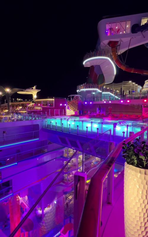 Icon of the seas #cruise #iconoftheseas #life 
