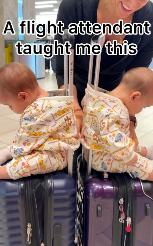 Perfect for easier travel!🤩 #twins #travel #hack