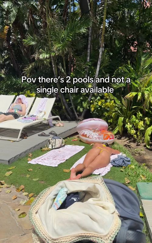 Too crowded🙄 #oahuhawaii #springbreak #poolday #trendingsound #fyp 