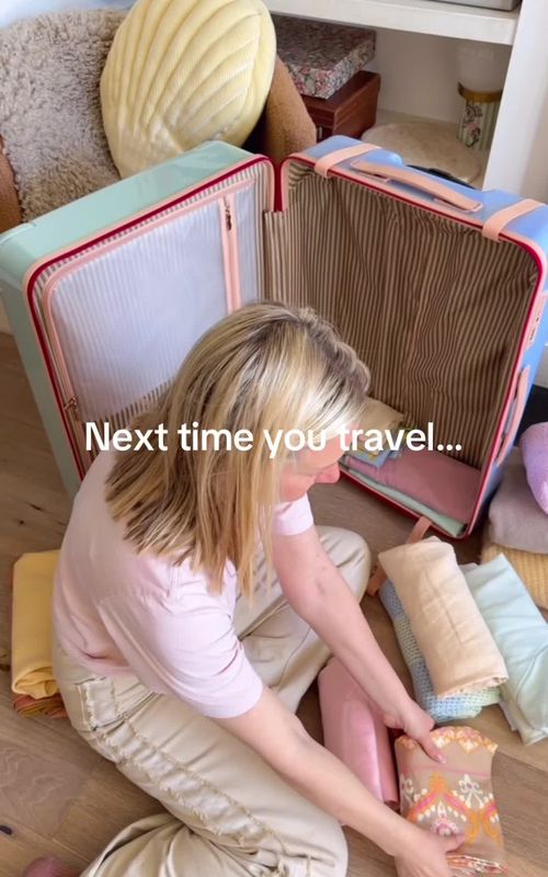You will not regret it😉 Soo good to be able to see all the bits you’ve packed without having to hunt through the whole case!  Don’t know about you but I’m always on the lookout for more packing hacks because I feel like I’m never doing it right!!  Suitcase by moi @Yvonne Ellen  What’s your fave way to pack as much as possible in your suitcase? #packinghack #travelhacks #carryonessentials #traveltips #packwithme