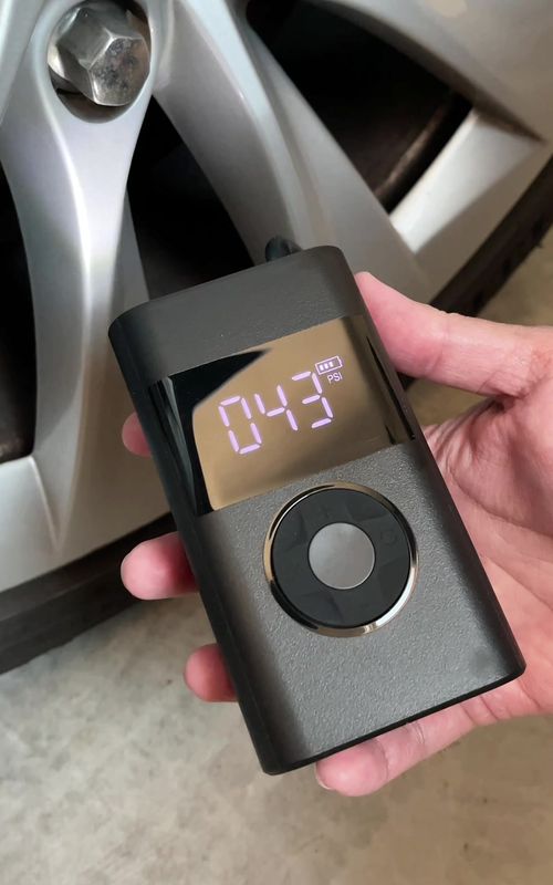 Don't let a flat tire ruin your day! 🛞🚗 @autosky_ #amazonfinds #amazonfavorites #amazoncarfinds #autoskypartner #salfinds