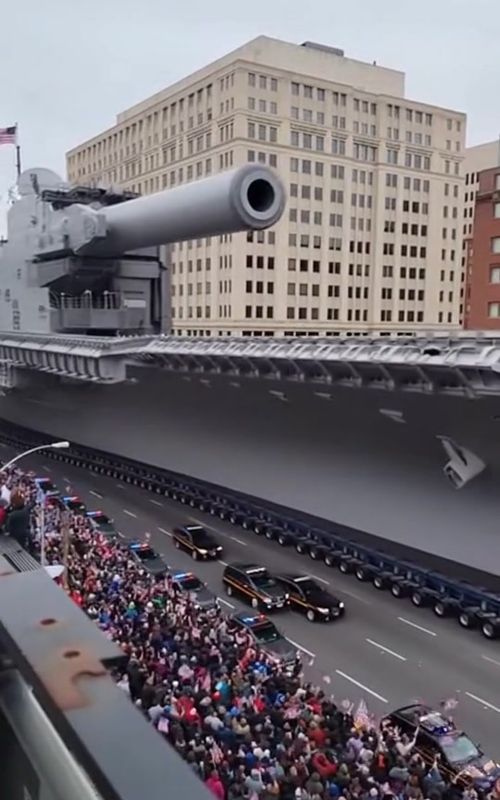 An unbelievable sight! A super aircraft carrier being transported through the city center — the excitement reaches its peak #ViralVideo #shorts #fyp #technology #trend 
