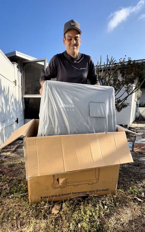 No grid, no sun, no problem!  Tri-fuel input. Smart integration. Reliable output. ⚡ The SOLIX Smart Generator 5500 keeps your system charged and your home running when solar and battery need backup. Built for uptime, not guesswork. #offgrid #smarthometechnology #ankersolixe10 