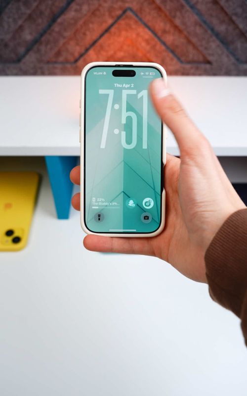 apple kinda doesn’t let us know this 🤦‍♂️📲 #ios26 #iphone #tip #update #liquidglass 