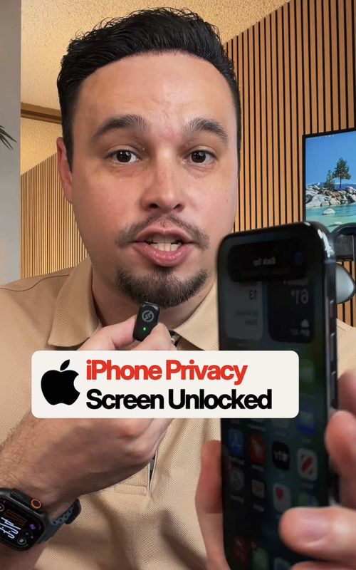 iPhone trick to hide your screen from the side 😱 📌 Save this and try this hidden iPhone privacy screen yourself  #iphonetips #iphonetricks #iphonehack #techtips #TikTokLearningCampaign 