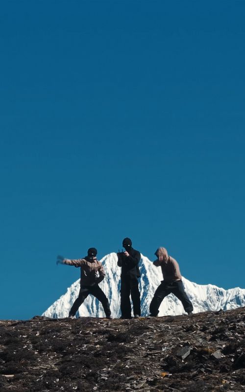 Watch as the mountain grows before your eyes! 🏔️✨ Captured with the DJI Mavic 3 Pro. 🌟  🎥: Bbarry #DJI#DJIMavic3Pro #Mountainview #DroneShots #videography #FYP